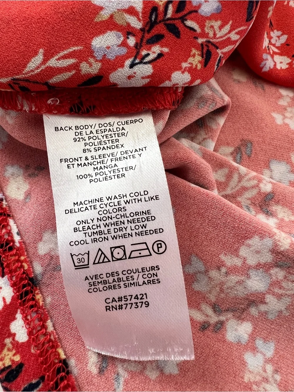 Ann Taylor Red Floral Blouse XXS Silky V Neck Long Sleeve Feminine Top XS